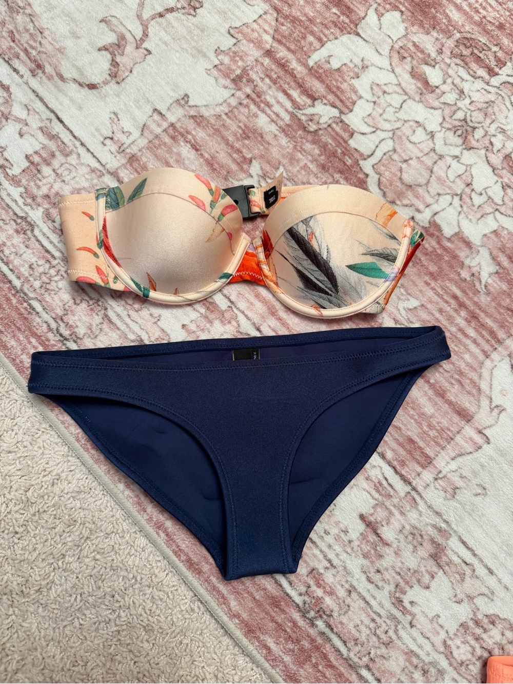 Neoprene Floral Peach & Navy Strapless Bikini Set - Triangl